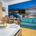 Lejlighed Mahal Kita Lovely 6-bed In