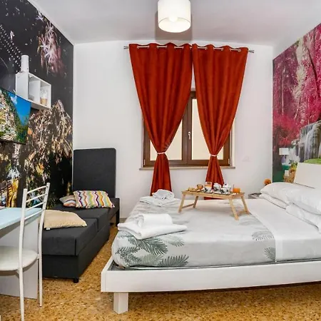 Apartment Mahal Kita Lovely 6-bed In *