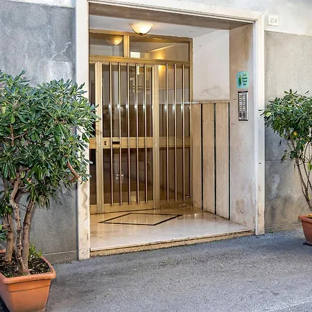 Apartment Mahal Kita Lovely 6-bed In Sorrento
