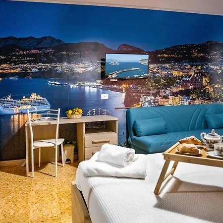 Mahal Kita Lovely 6-bed In Apartment Sorrento