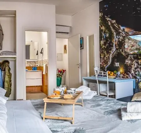 Apartment Mahal Kita Lovely 6-bed In
