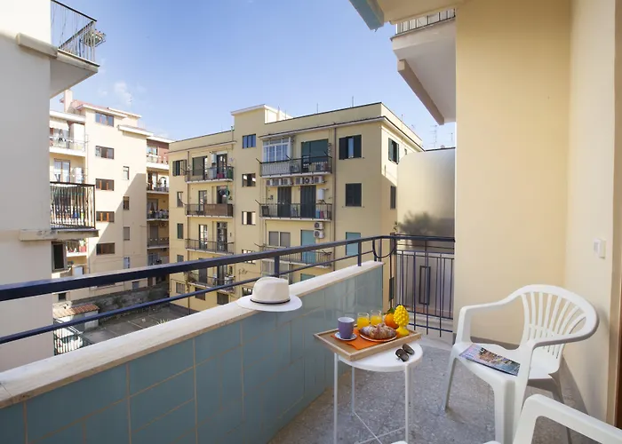 Mahal Kita Lovely 6-bed In * 索伦托